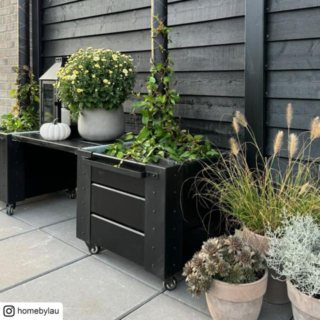 Cubic blomsterkasse m/hjul - 46×50×45 cm