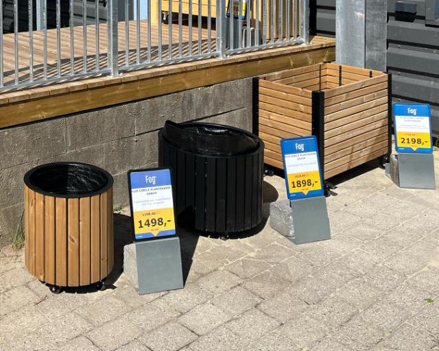 Circle plantekasser ThermoWood® og sortmalet træ, og Cubic Living plantekasse – ThermoWood® 
