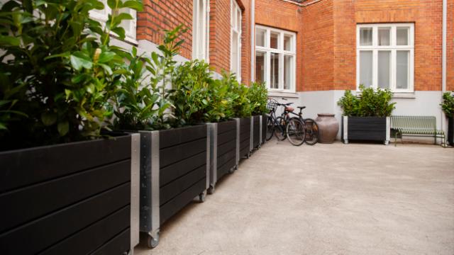 Cubic Blumenkasten mit Rädern - 120×50×70 cm - Schwarz