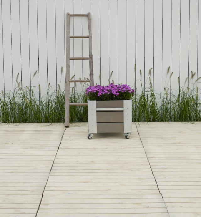 Cubic Blumenkasten mit Rädern - 46×50×45 cm - Graubraun