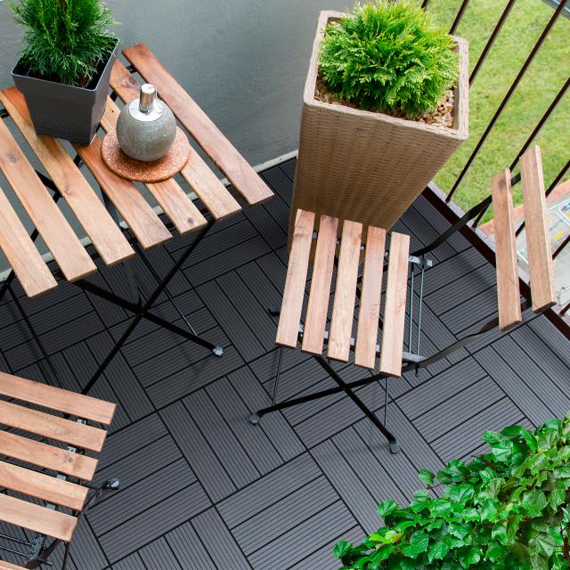 Kompositt terrasseflis 30×30 cm (pk á 4 stk - 0,36 m²)