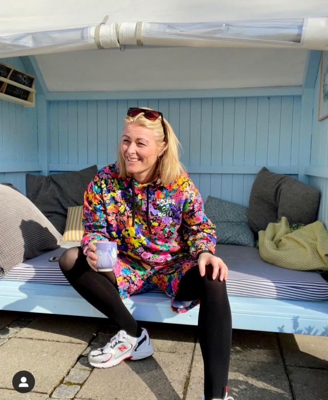 Mettes lyseblå shelter på hjul 