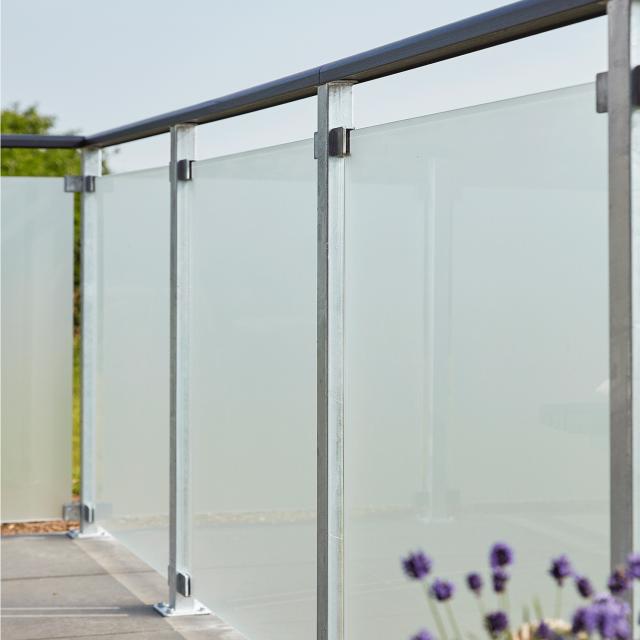 Glashegn til terrasse og have
