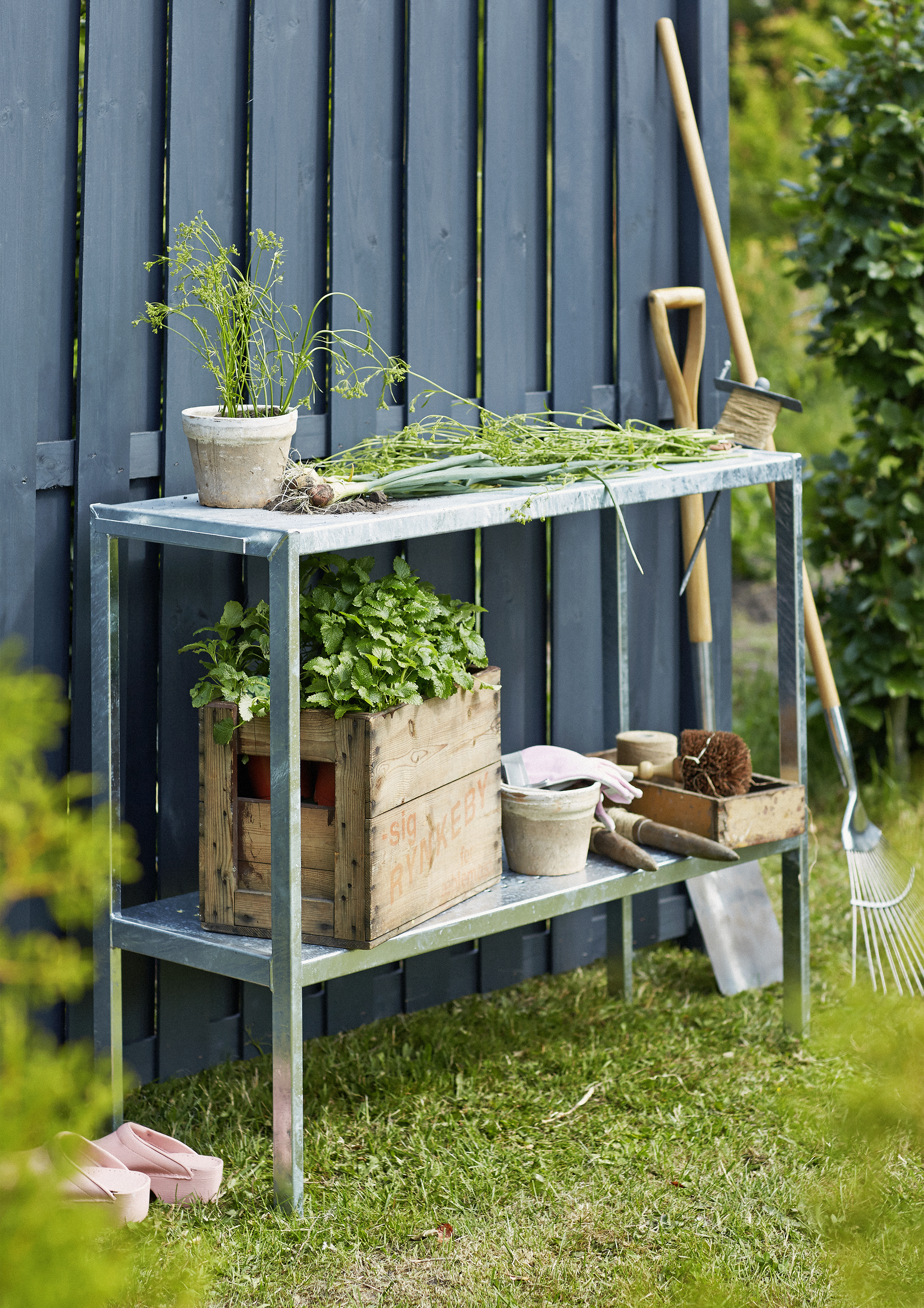 Plantebord i stål - 110 cm