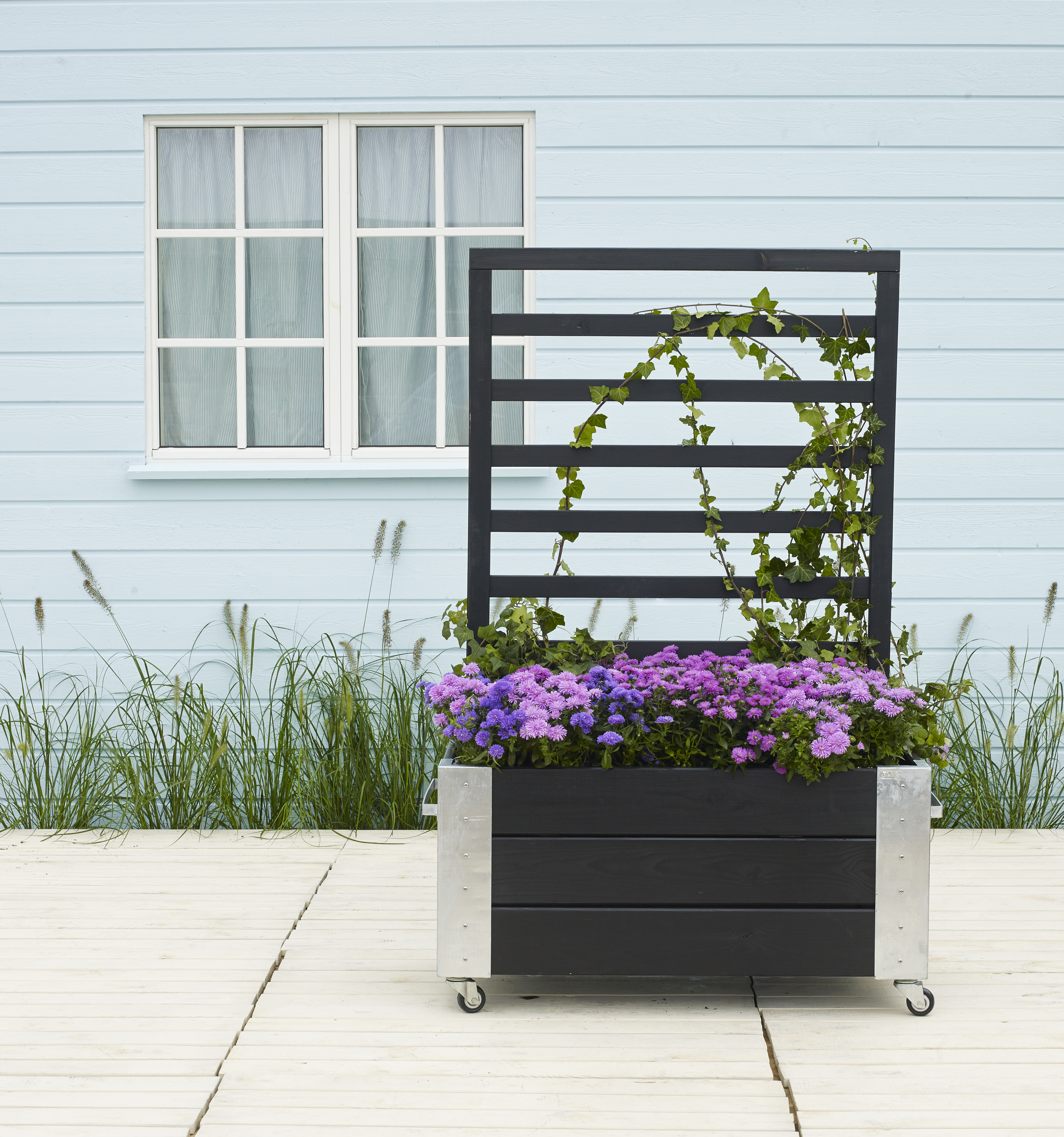 Cubic Blomsterkasse m/espalier og hjul - 130 cm - Sort