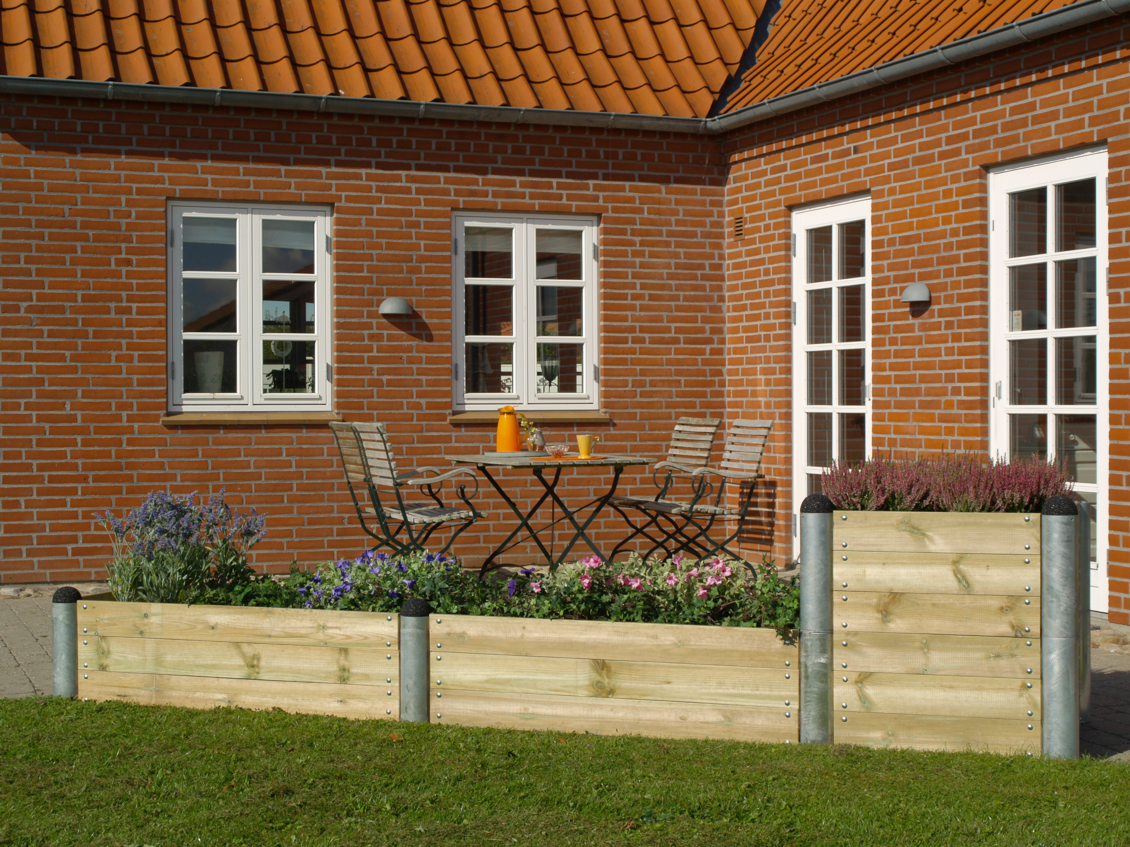 PIPE Højbed - 80×80 cm - Lærk