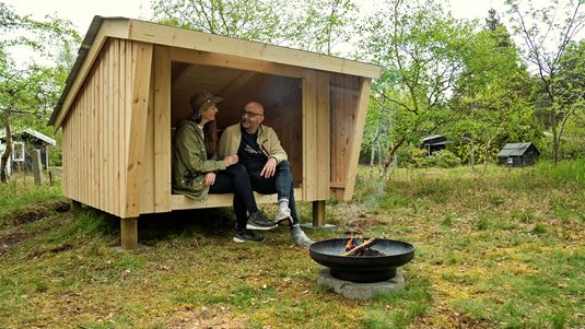 Rikkes magiske shelter og en byggedag i egen sommerhushave 